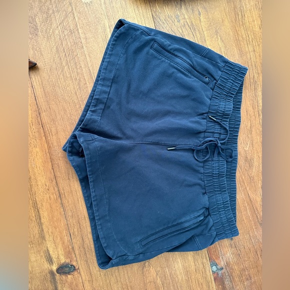 Calia shorts by Carrie Underwood - Picture 2 of 4